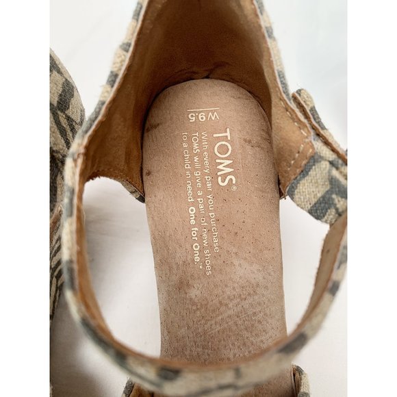 TOMS Ankle Strap Wedge Sandals - Printed - Picture 8 of 11